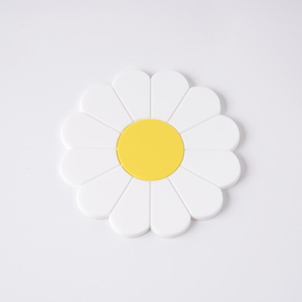 Anti-slip Cup Holder Mat Flower Cup Coaster Round Daisy Silicone Cup Pad Dining Table