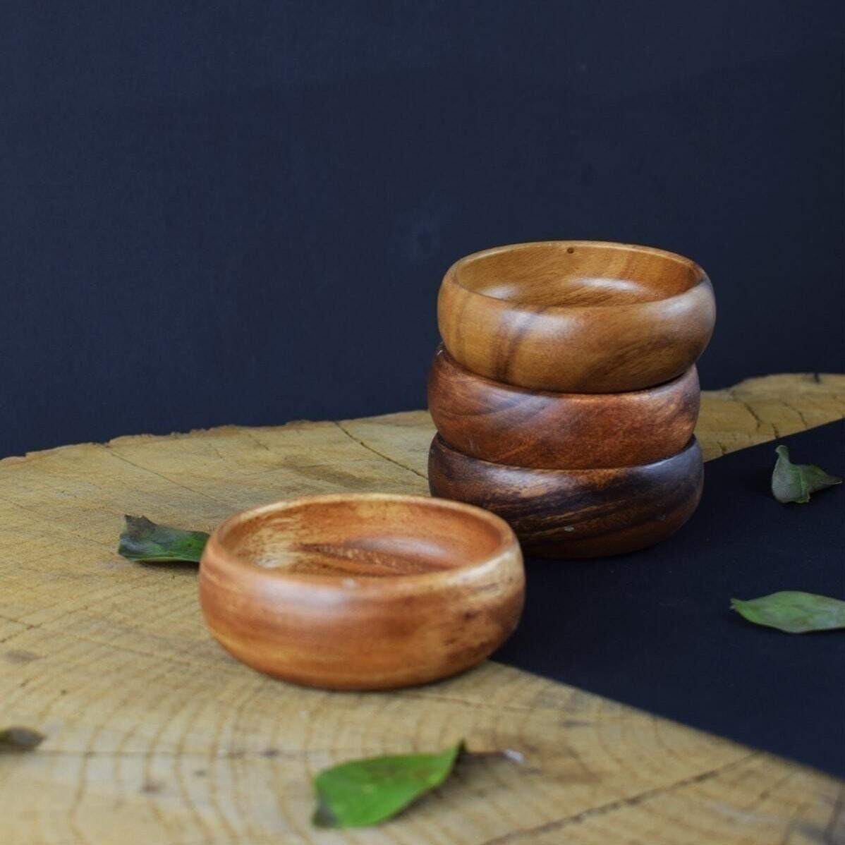 

Закуски з круглого дерева з кількох акацій вушкоподібних One Size коричневий