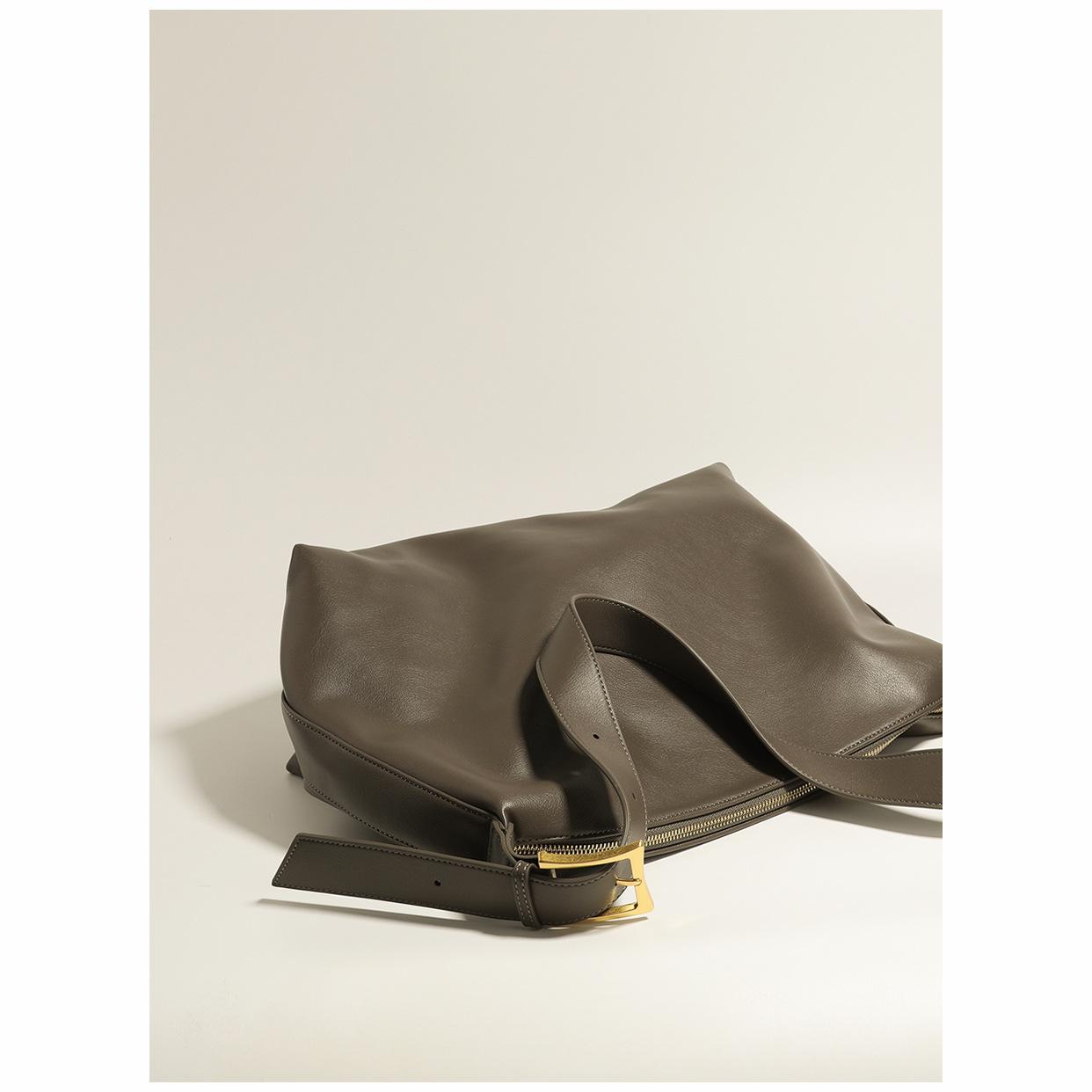 

Женские сумки Мягкие кожаные сумки-тоут Новые модные сумки через плечо Корейская досуговая универсальная сумка через плечо с большой вместимостью