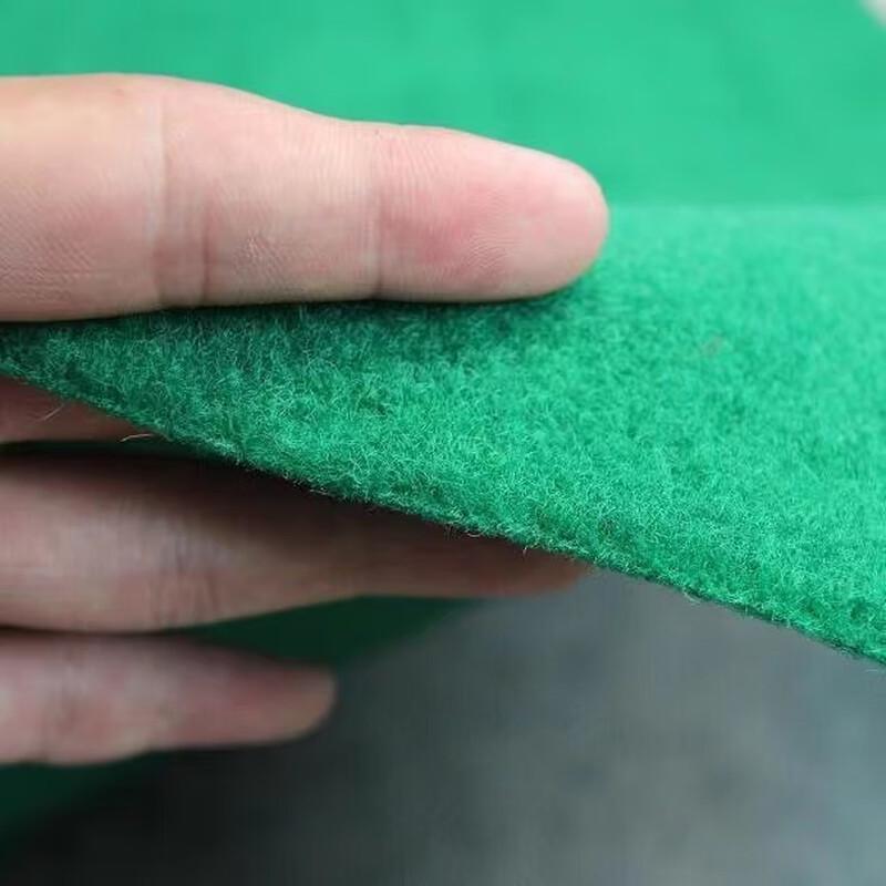 Green 5.5mm Disposable Event Carpet Roll