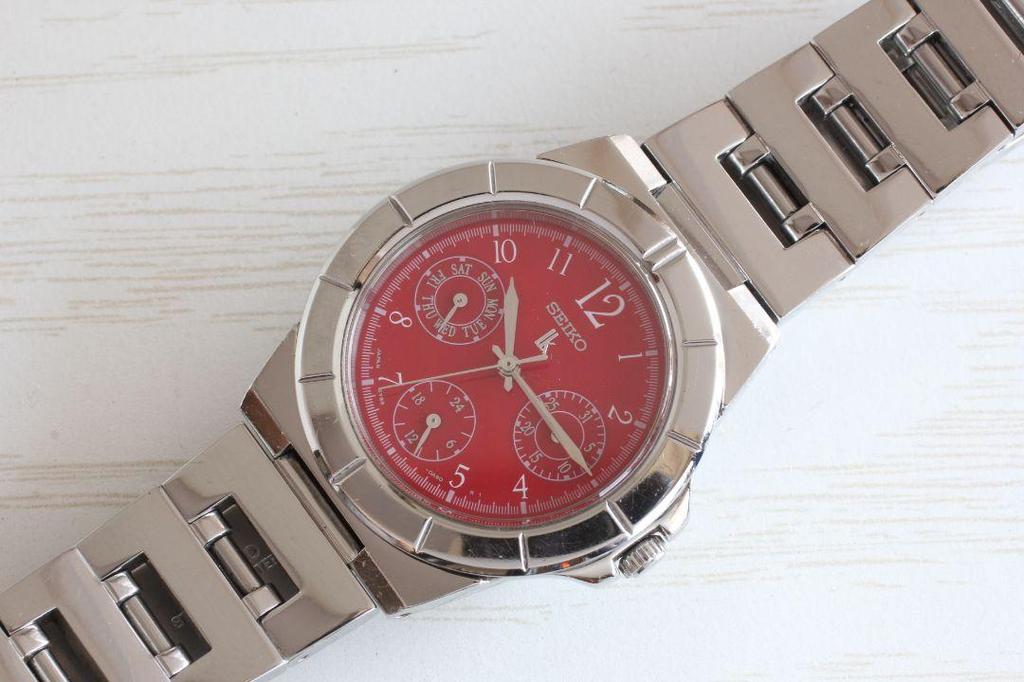 [USED] Working Seiko Lukia Watch 5Y89-0B30
