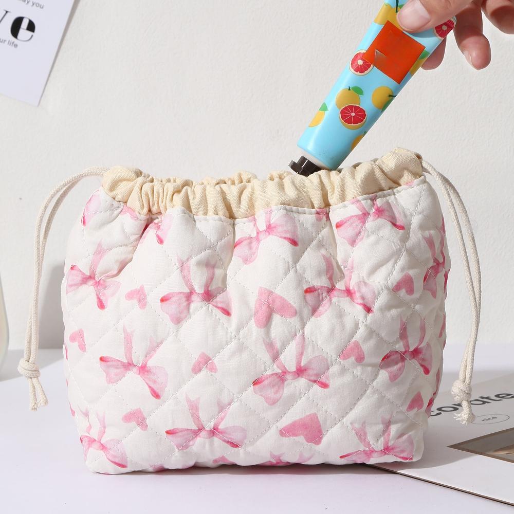 Cute Quilted Cosmetic Bag for Women Girl Large Capacity Travel Drawstring Storage Pouch Makeup Bag Female Travel Clutch Bags
