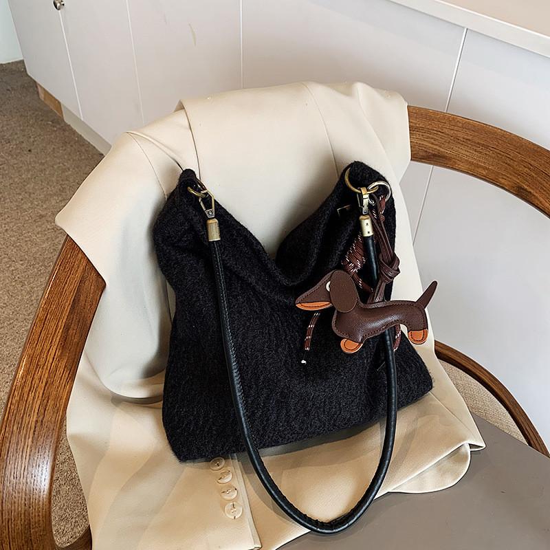 Ielgy Casual All-Match Niche Mauni Bag All-Match One-Shoulder Underarm Bag Autumn Winter Portable Bucket Bag