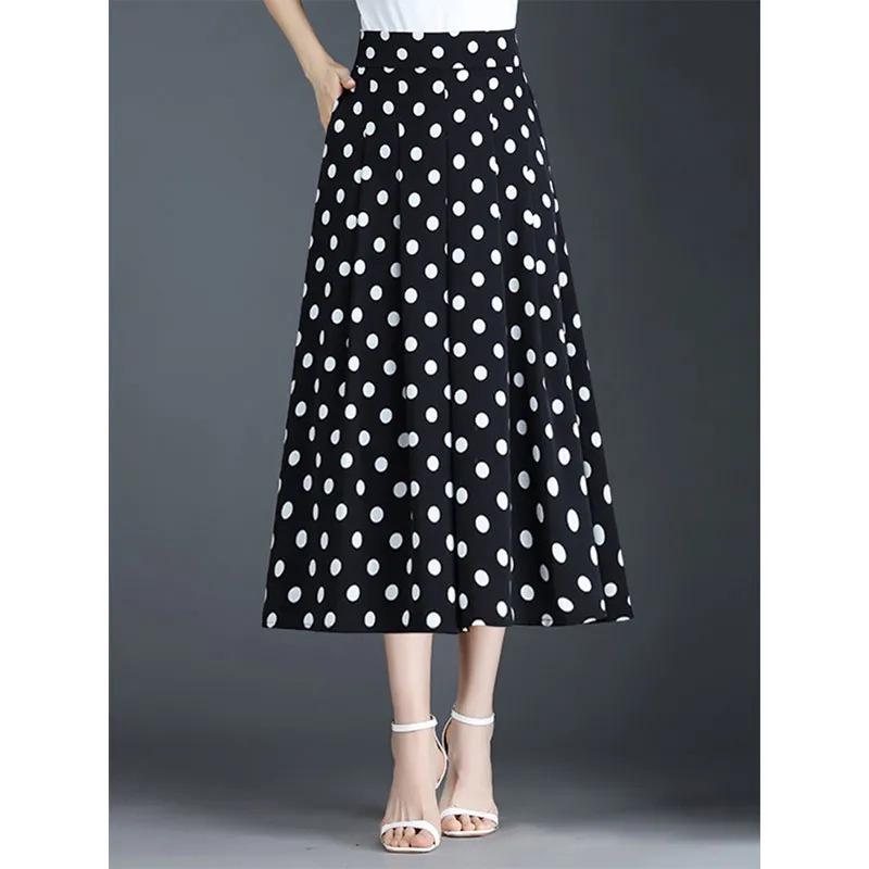 Autumn/Winter High-Waist A-Line Wool Skirt for Middle-Aged Women - Slimming Wide-Hem Pleated Skirt