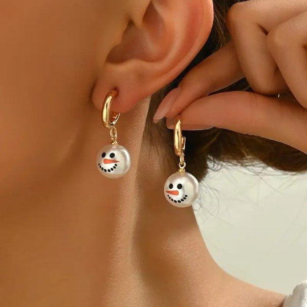 

Korean Luxury Zircon Imitation Pearl Snowman Stud Earrings for Women Shiny Crystal Snowflake Earring Christmas Party Zircon