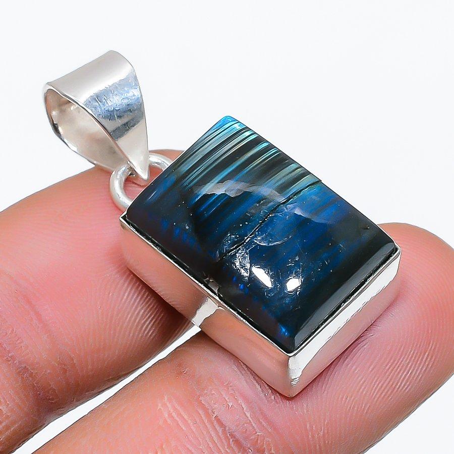 

Labradorite Gemstone Handmade 925 Sterling Silver Jewelry Pendant 1.26 SU-9974