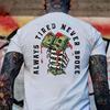 Immer Müde Nie Pleite Schwarzes Druckdesign Unisex T-Shirt