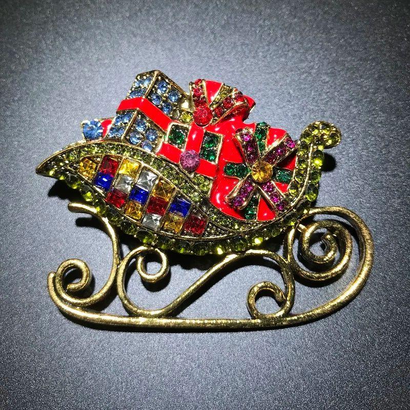 Wuli&baby Taking Gifts Sleigh Brooches For Women Men Big Vintage Rhinestone Christmas New Year Brooch Pin Gifts
