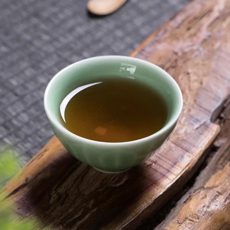 Celadon-Raw Ore Antique Lotus Leaf Single Cups, Ceramic Creative Kung Fu Tea Cup, Chinese Style, Retro Mug Master, Green, 50ml