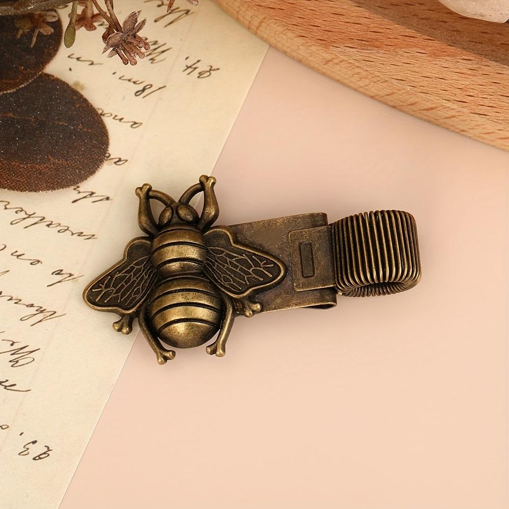 

1pc Insect-Themed Metal Pen Clip with Spring,Creative Gold cicada Bee Retro Spring Clip Student Pen Clip,for Notebooks, School