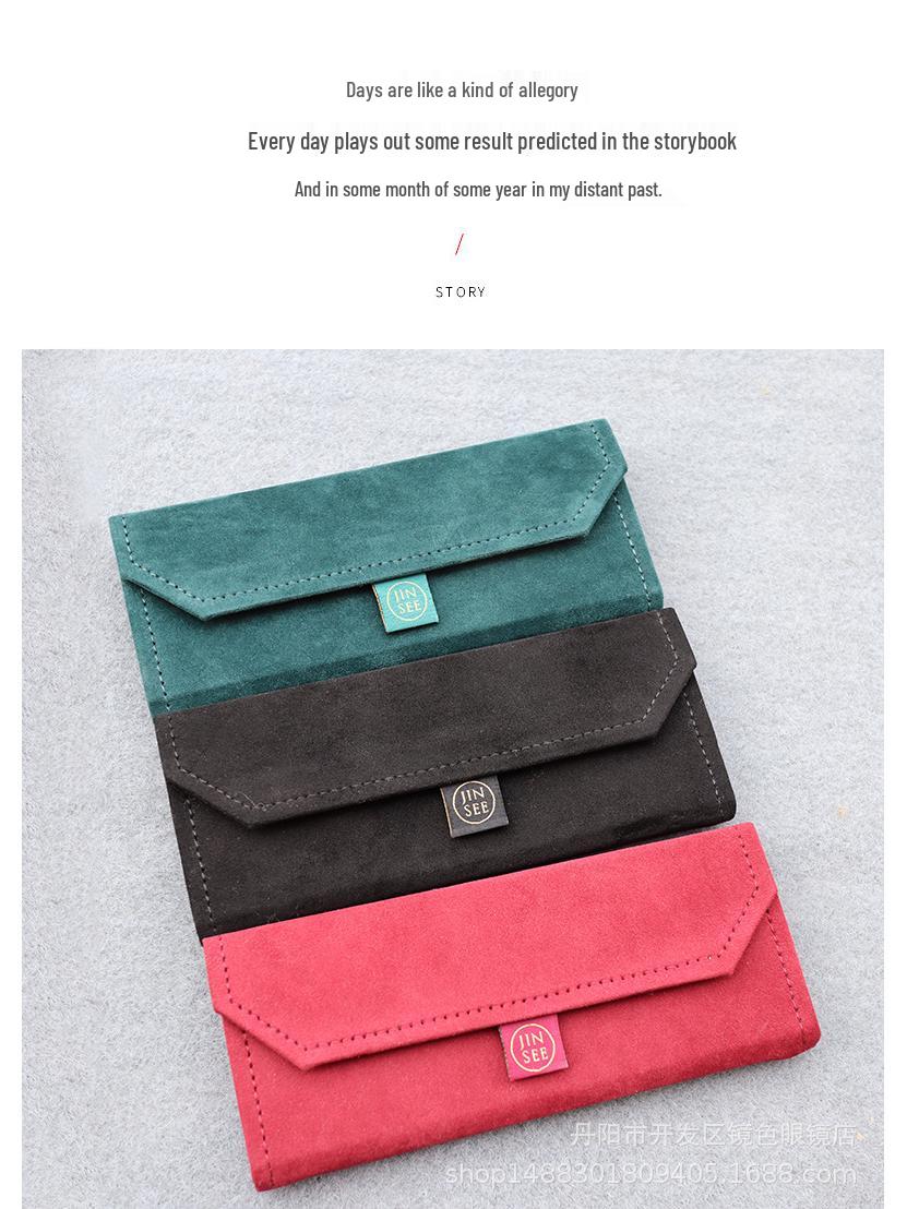 

Retro Triangle Folding Sunglasses Case - Creative Literary Design зелёный