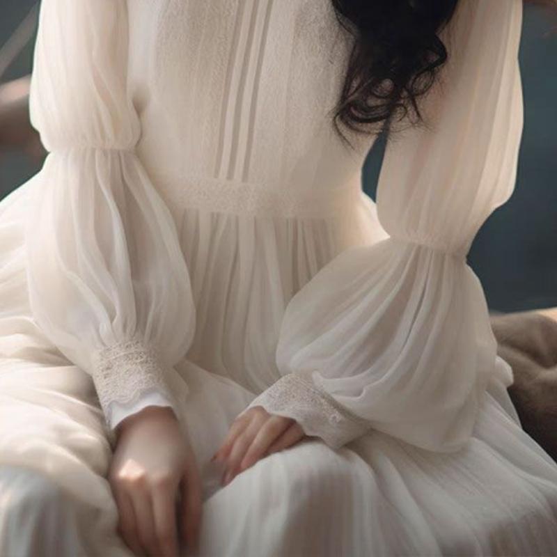 Abito estivo bianco con maniche a sbuffo in chiffon e pizzo, gonna squisita, delicata, elegante, snellente, sbalorditiva