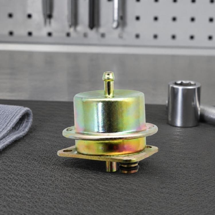 Fuel System Service Regulator Replacement ZZM013280 , Metal Fuel Pressure Part Used In Listed Vehicle Applications