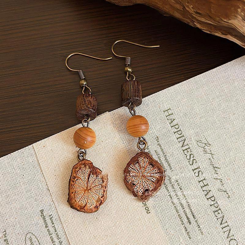 Vintage Wooden Plant Earring For Women Creative Natural Plant Dried Fruits Drop Earrings Ethnic Jewelry
