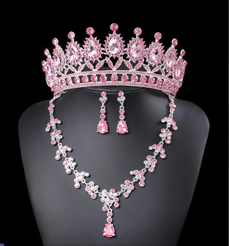 

2026 Bride Three-piece Jewelry Wedding Season Premium Necklace Earrings Crown Wedding Dress Versatile Accessories 15*6CM