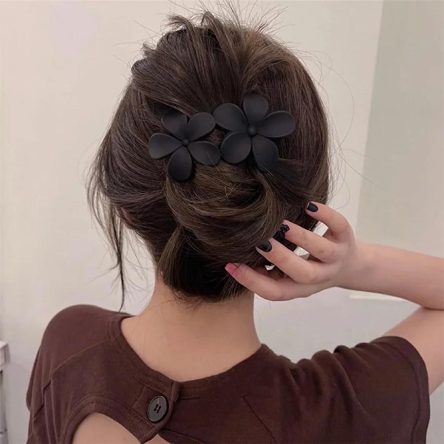 Flower Hair Clips Matte French Hair Barrette Black Floral Hairpins Hair Claw Clips Non-Slip Hair Clamps Grab Elegant Hair