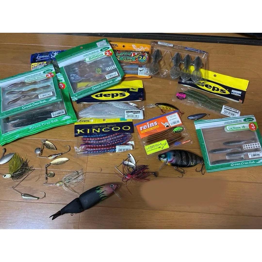 Used bass fishing retirement set
