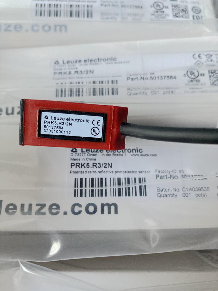 

Leuze PRK5.R3/2N DTKS Photoelectric Sensor, German-Made, 30x50. Welfare New