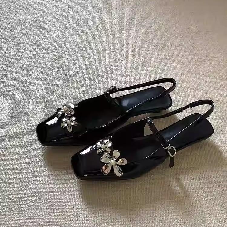 French High-end Temperament Rhinestone Flower Bag Head Shoes Women's Low Heel Shallow Mouth Casual Single Shoes Outer Sandals