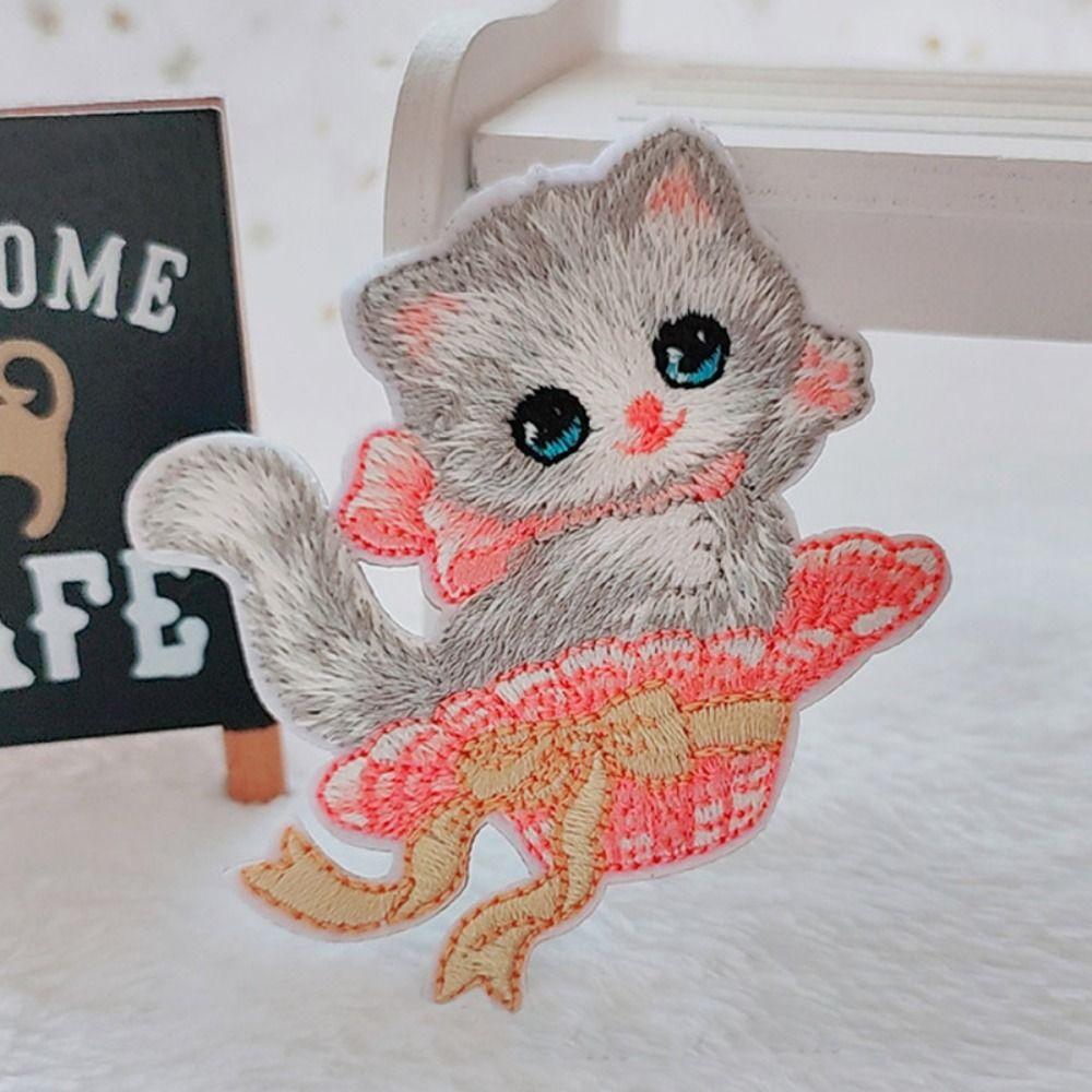 DIY Clothing Patch Clothes Stickers Clothes Appliques Cartoon Cat Embroidered Patch  Sewing