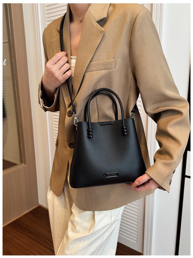 Trendy Large-Capacity Women's Handbag - 2026 Summer Fashion with Lychee Texture, Shoulder & Crossbody Style