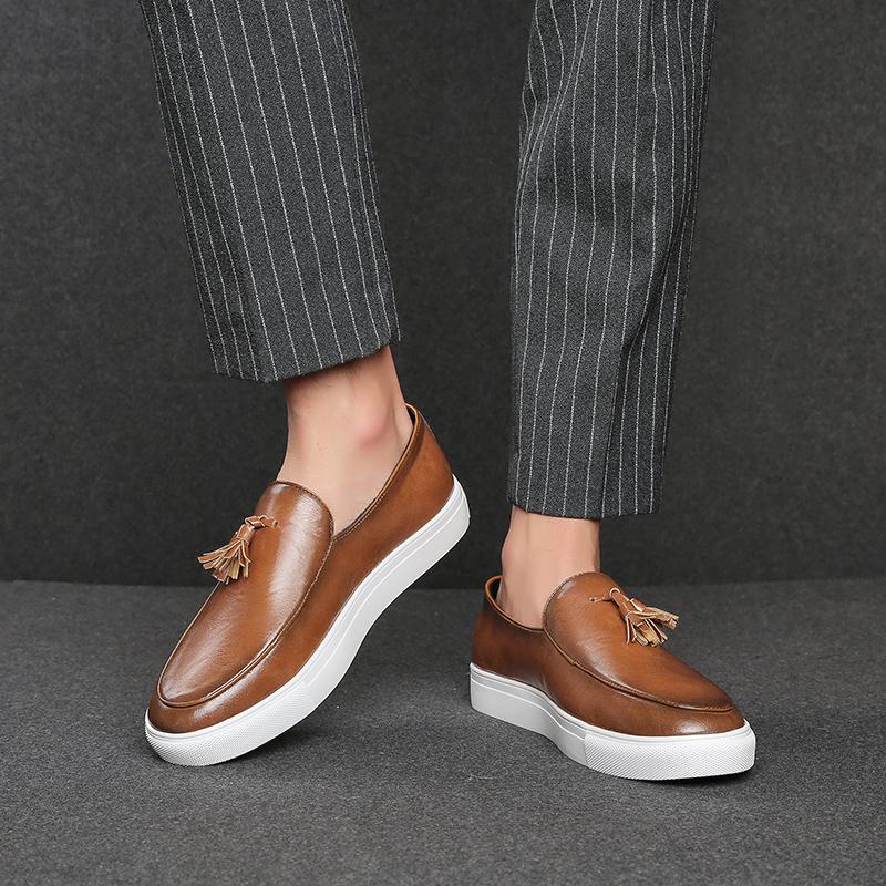 Fashion Comfortable casual business men's shoes Fashionable tassel design Slip on loafer Wedding Party Outdoor Activities Men's Shoes