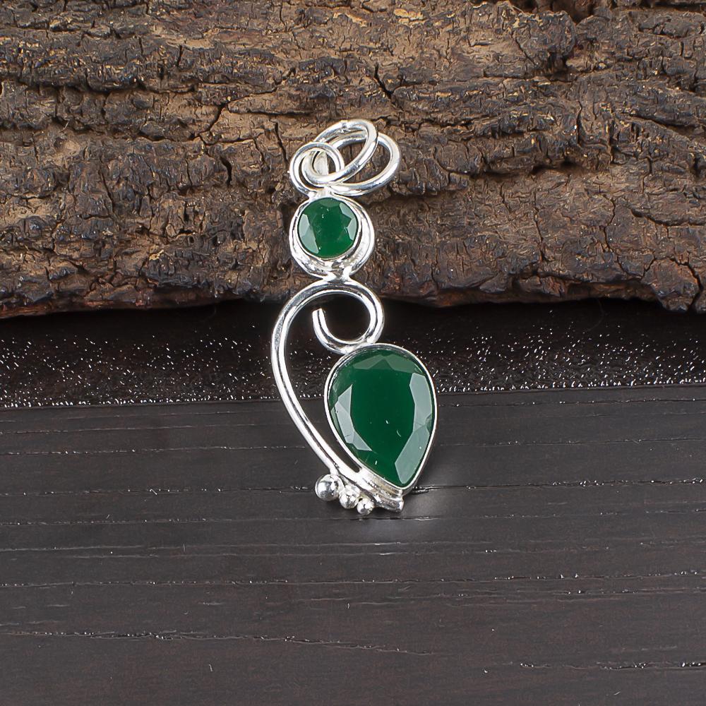 

Green Onyx Pendant Handmade Gemstone Jewelry, 925 Sterling Silver Pendant, Silver Chain Pendant, Gift For Mom Dainty Pendant 1.47 Inches зелёный