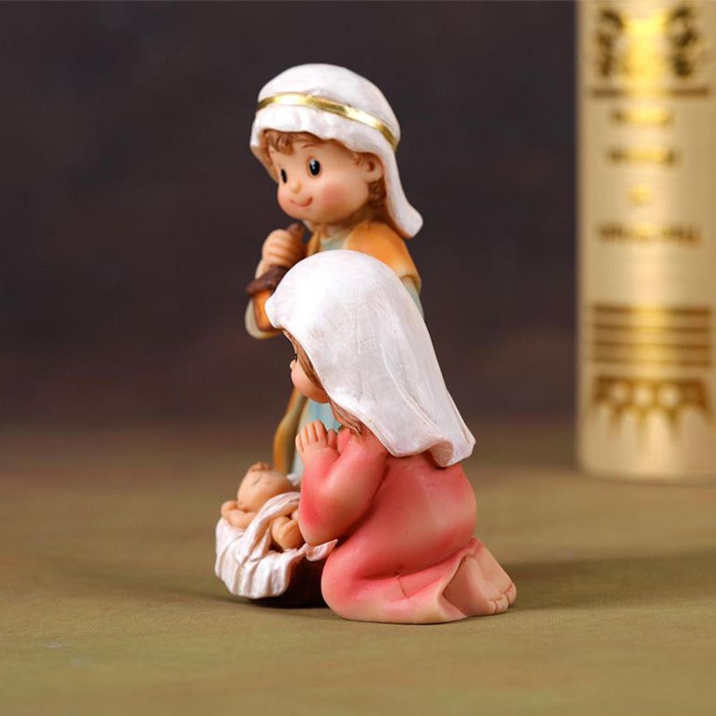 Holy Family Statue Small Resin Christmas Decor Figurine Desktop Birth Of Jesus Statue For Bookcase Window Sill Bookshelf Display