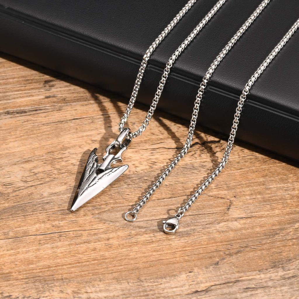 Spear Point Arrowhead Necklaces for Men, Cool Punk Stainless Steel Arrow Pendant Collar with Box Chain Gift Jewelry