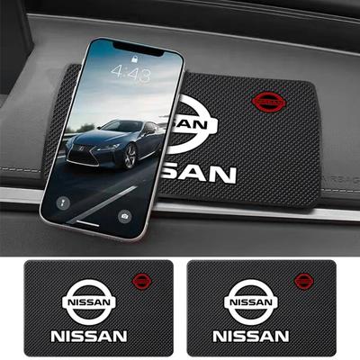 1 UNIDAD Almohadillas Antideslizantes para Coche Soporte para Teléfono en el Salpicadero Alfombrillas Pegajosas Para Nissan X-TRAIL XTRAIL T30 T31 T32 2013-2019 Accesorios con Logo