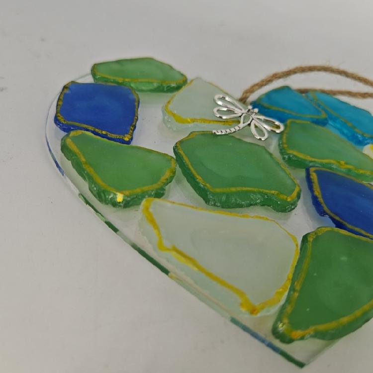 Blue Green White Sea Glass Pendant Hanging Decoration Sea Glass Heart Ornament for Living Room Decoration Car Interiors