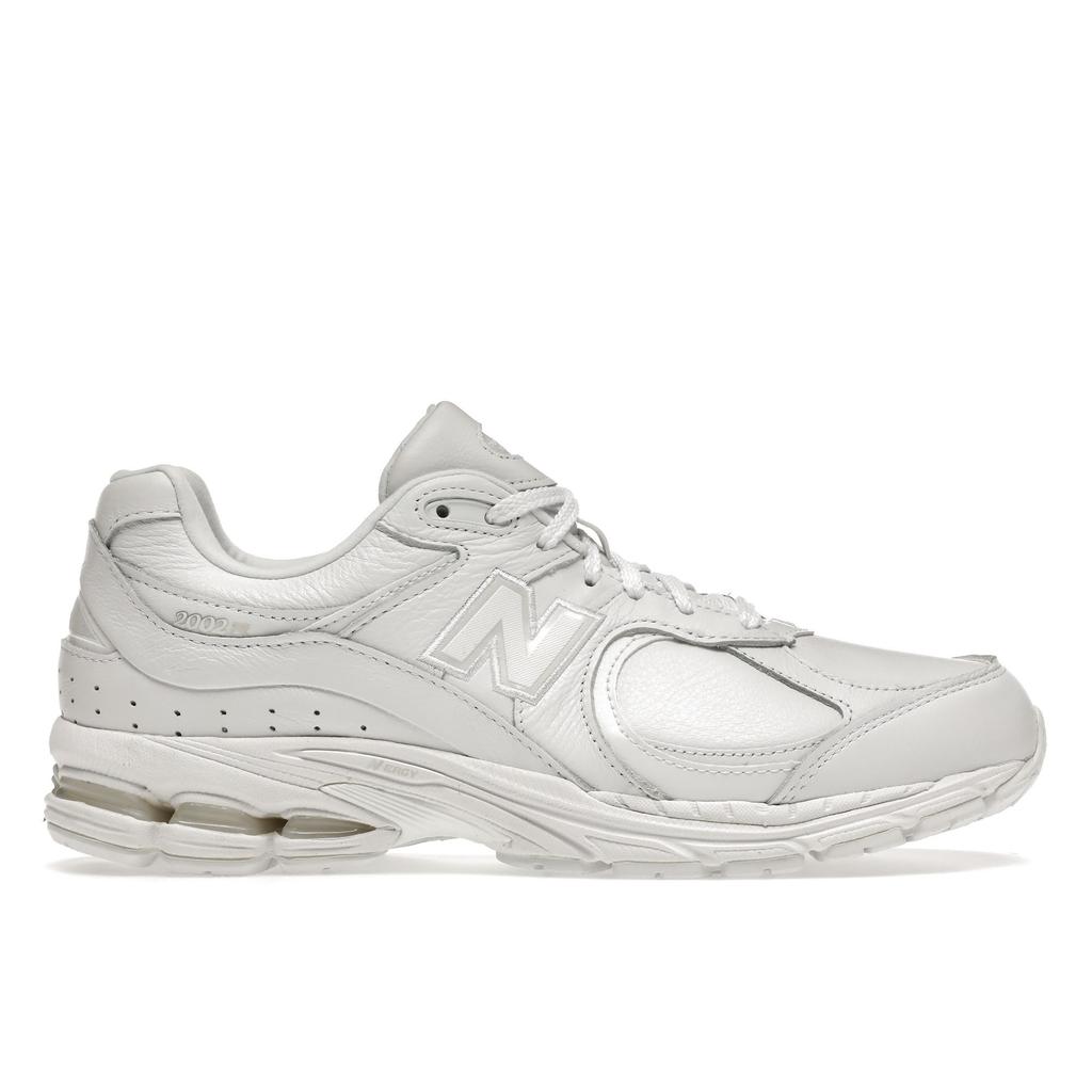 Koupit New Balance 2002R White Unisex Sneakers ML2002RI v Koupit New Balance 2002R White Unisex Sneakers ML2002RI v