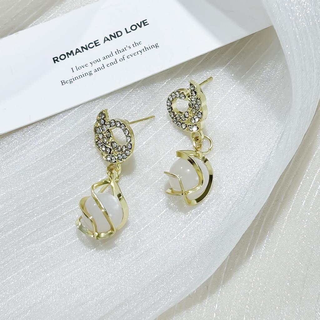 High-End Swan Earrings, Tide Korean Temperament, Opal Stud Earrings, Earrings, Versatile Earrings.