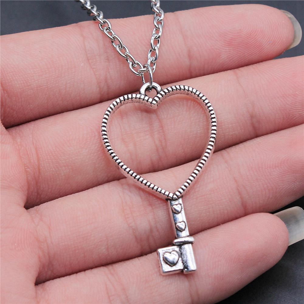 Openwork Resin Photo Frame Geometric Keys Pendant Antique Bronze Silver Metal Friend Collar Necklace