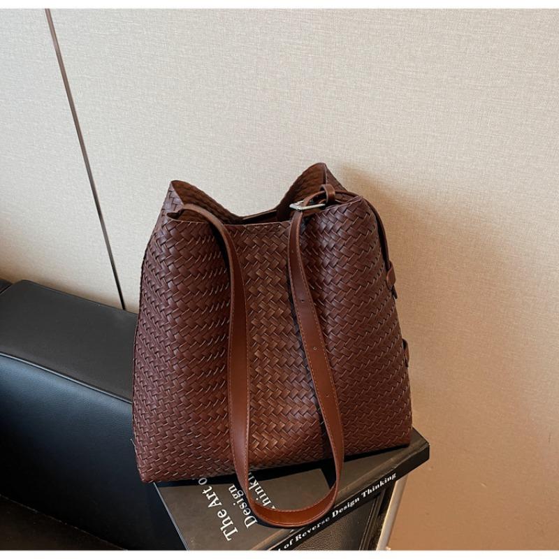 

Плетеная сумка женская большой вместимости новая осенне-зимняя повседневная на плечо мессенджер сумка для мамы и ребенка сумка-тоут для поездок на работу темно-коричневого