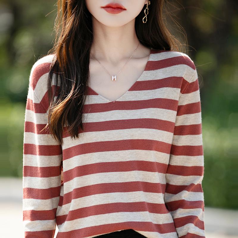 2025 Autumn Women's Striped V-Neck Long Sleeve Loose Knitted Sweater Pullover - French Design