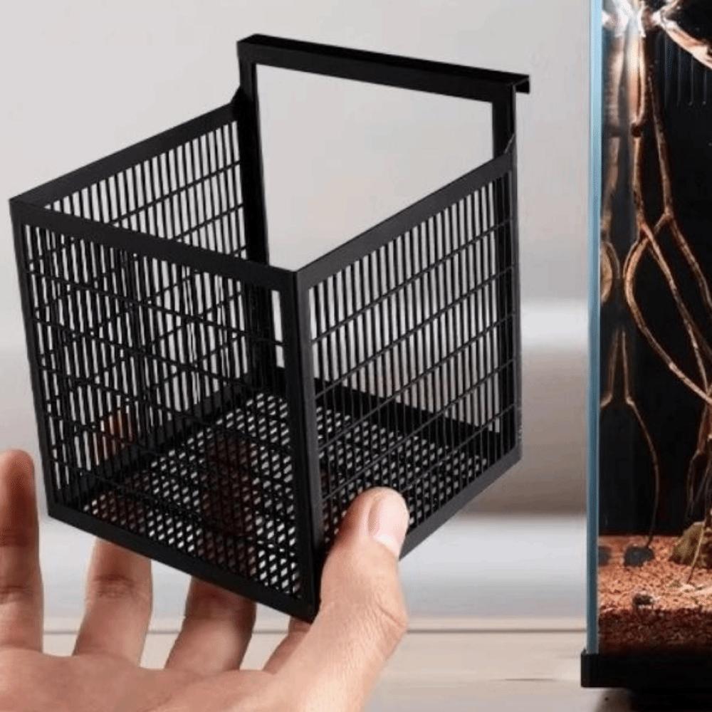 Hangable Guppy Breeding Box Ventilated Durable Aquarium Breeder Box Permeable Floating Hatching Box Fish Breeding Box