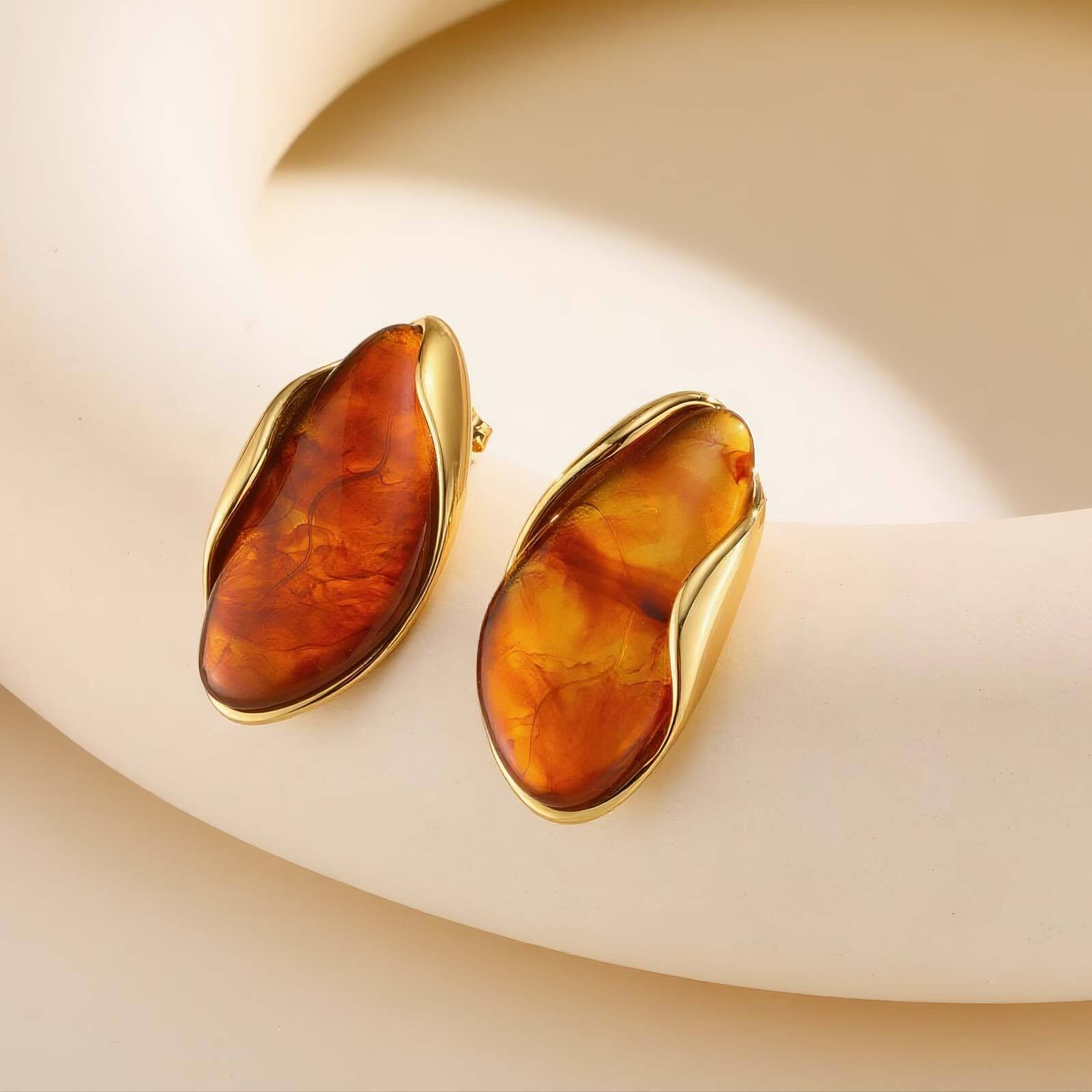 

Vnox 2026 Autumn New Brown Resin Geometric Stud Earrings,Stainless Steel 18k Gold-plated Ear Needle,Piercing Jewelry For Women