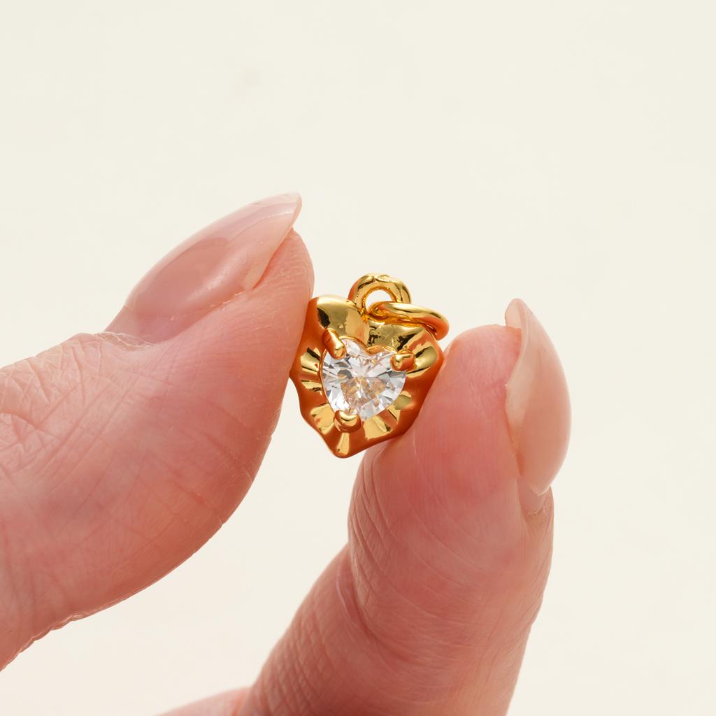 2Piece/Pack 18K Gold Color Plated Heart Charms Pendants with Zircon for DIY Bracelet Necklace Jewelry Making Accessories