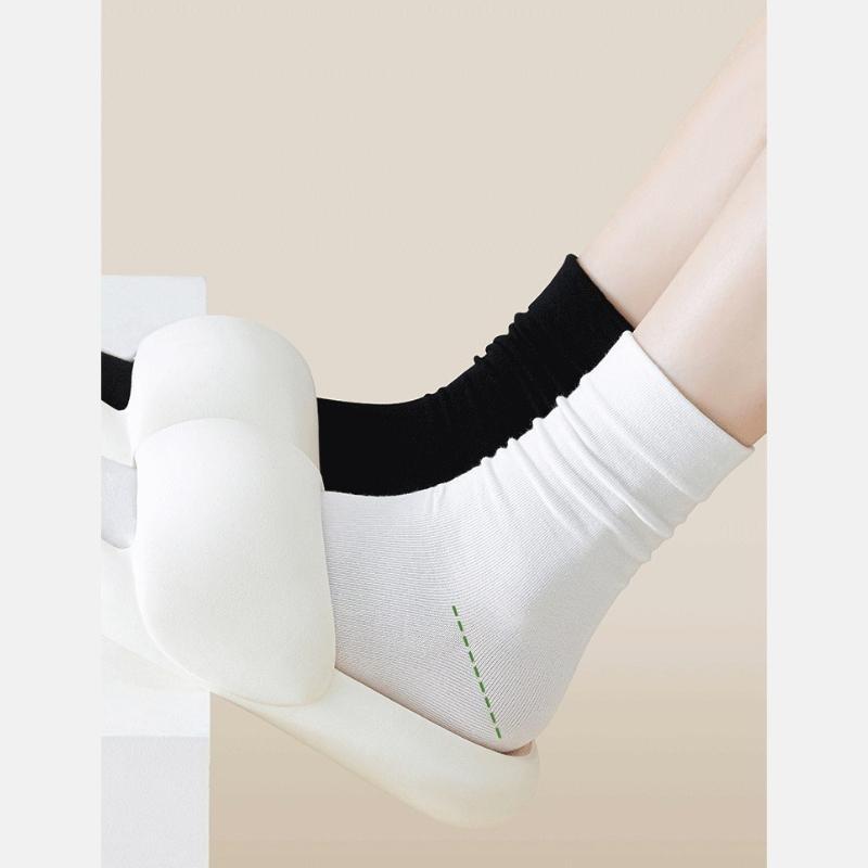 5/10 Pairs Women's Seamless Solid-Color Cotton Mid-Calf Socks