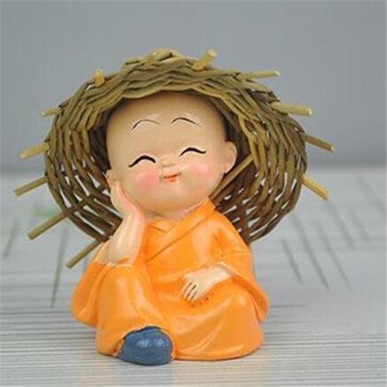 plastic bolsa sculpture