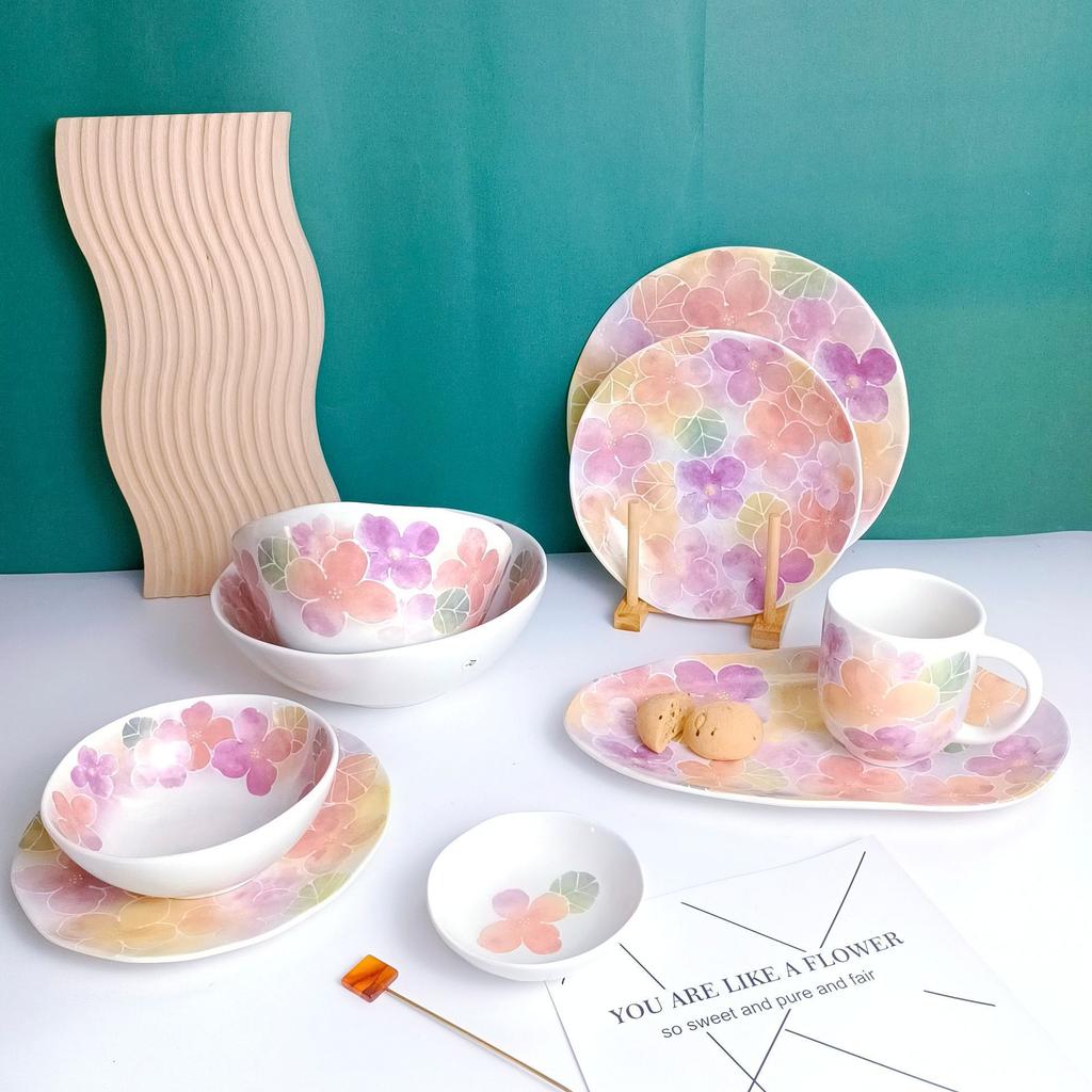 Keramikschale im japanischen Stil mit Blumenmuster, unregelmäßiger Teller, hoher Wert, großes Fassungsvermögen, Suppenschale, Salatschüssel, Frühstücks-Dessertteller, Fischteller