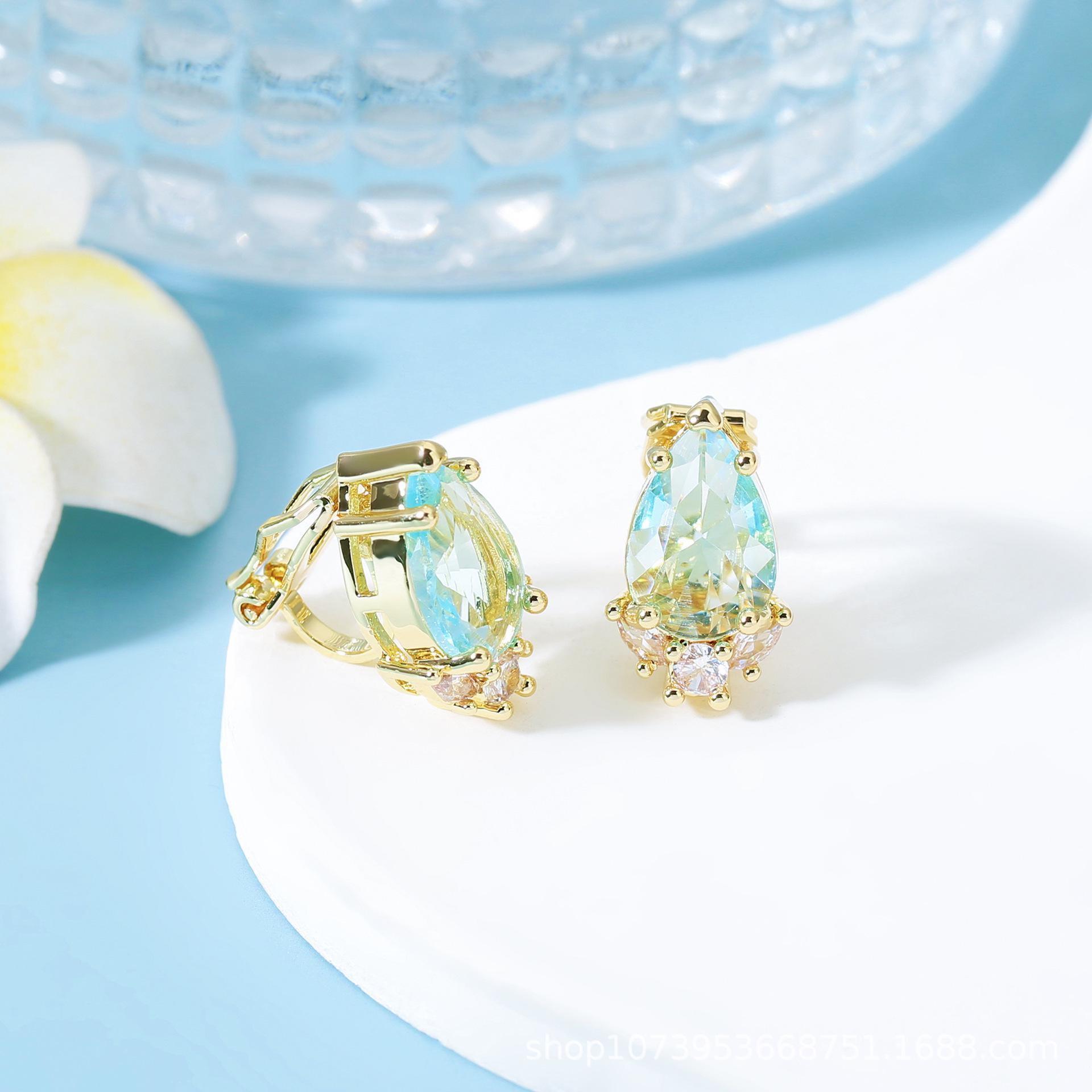 Yanbai Elegant Blue Pear-Shaped Water Drop Ear Clip (No Ear Hole Needed)