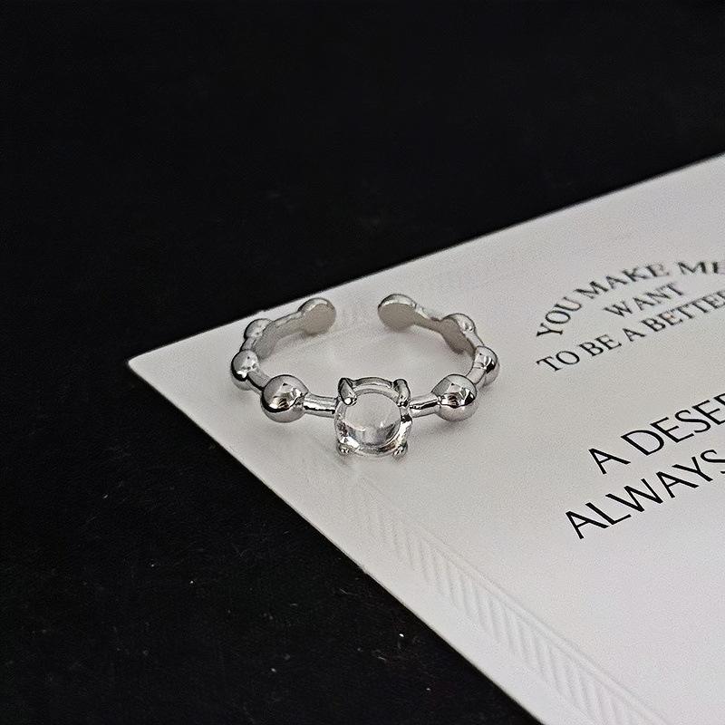 Medieval Flash Gold Diamond Sugar Cube Ring Female Court Style Exquisite Advanced Feeling Stacked Wearing Zircon Index Finger Ring Ring Adjustable opening