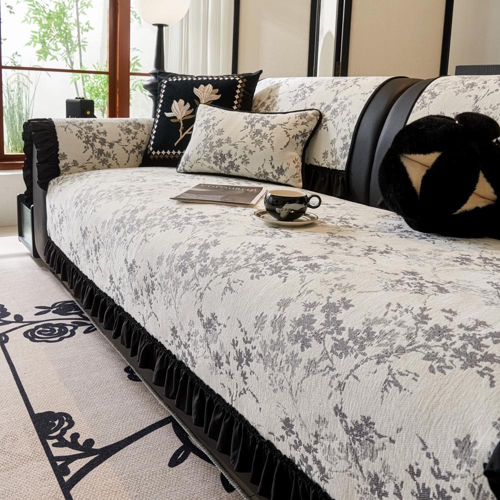 

French Chenille Sofa Cushion Is Universal In All Seasons New High-End Skirt Retro Non-Slip Cover Cloth 70*70cm сірий колір