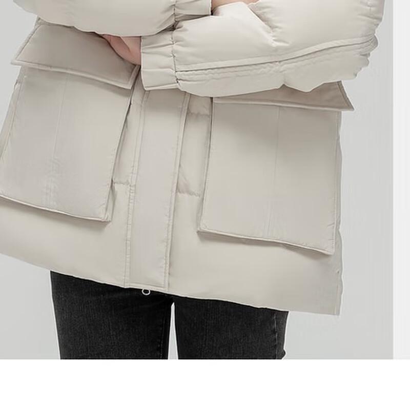 SNOWFLYING Women's Short Down Jacket with Raccoon Fur Collar