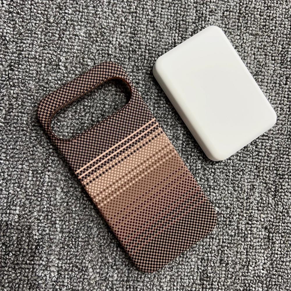 

Frosted HalfBorder Carbon Fiber Kevlar For Magsafe Phone Case For Google Pixel 10 9 Pro XL Magnetic Wireless Charge Cover Google Pixel 10