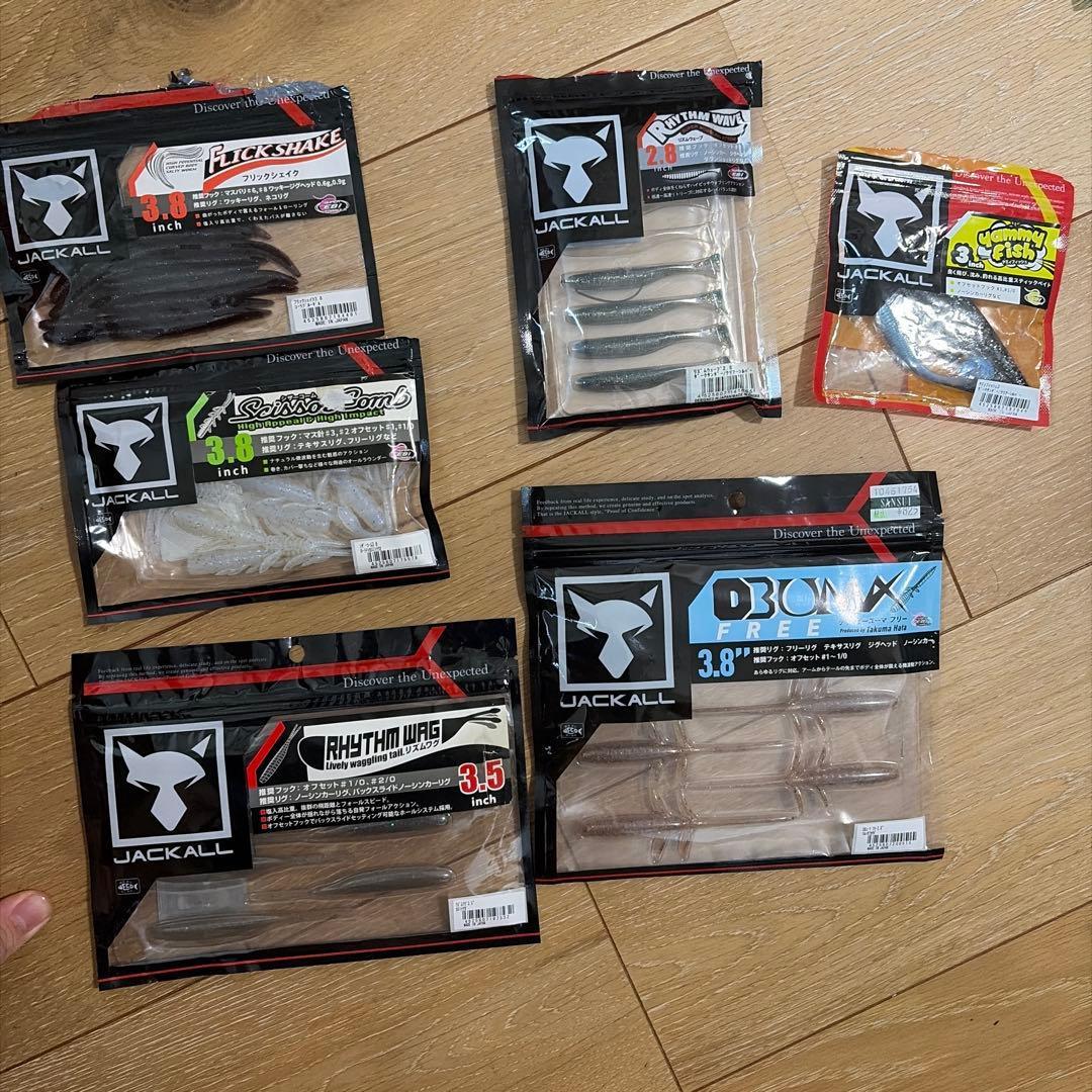 Used JACKALL bass fishing worm set of 6