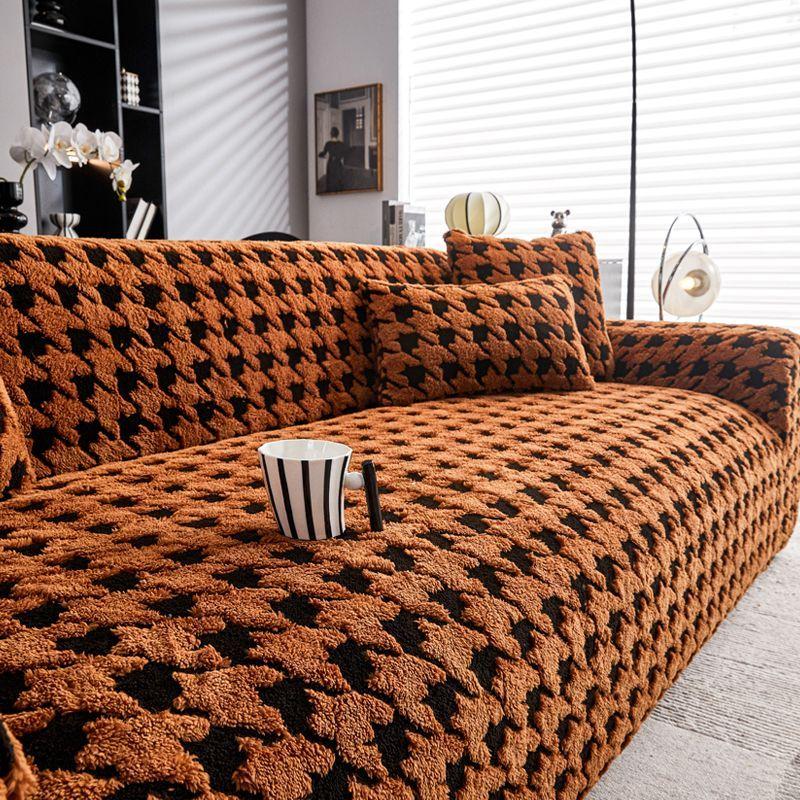 New Short Plush Sofa Cover Cloth Lamb Wool Universal Dust Cover Big Blanket Fully Enclosed L Sofas Towel Home Decoration