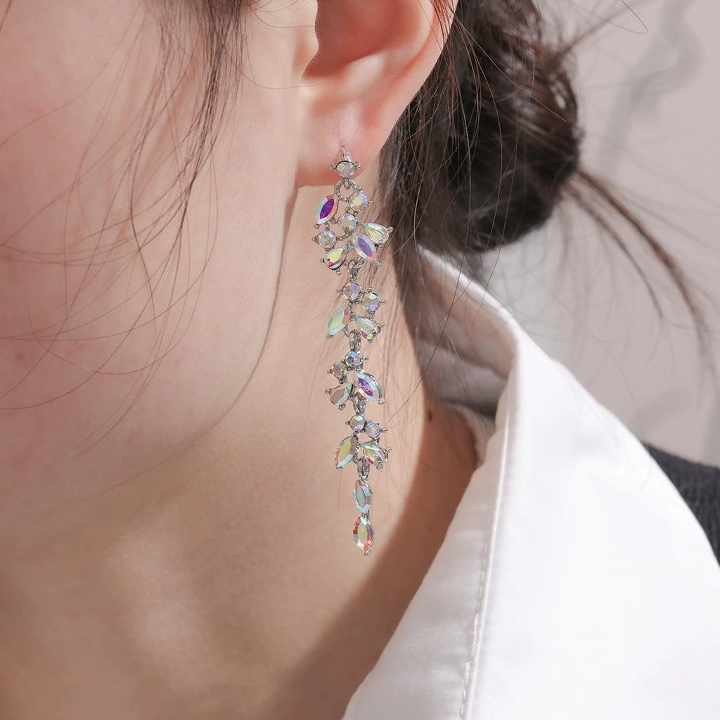 2pcs retro style long style diamond inlaid rose earrings for women's daily dating accessories